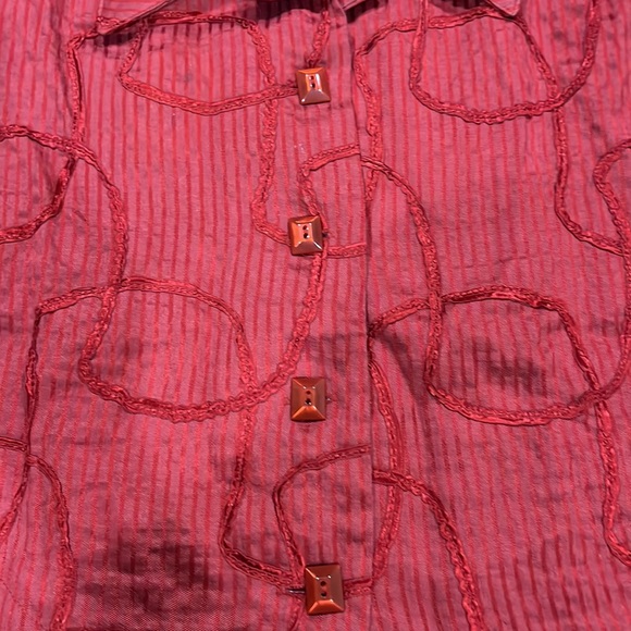 Looks like new! Nice red dress w appliques Medium - Picture 3 of 9